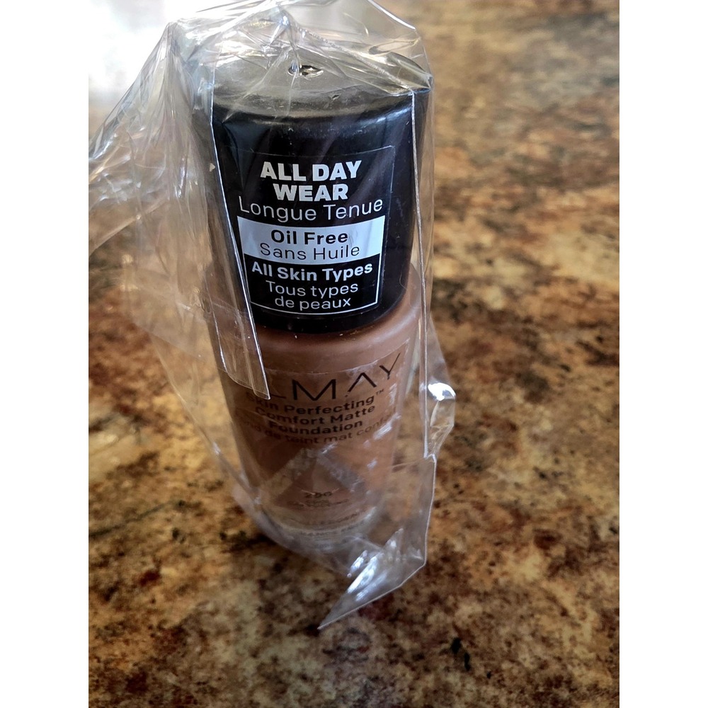 Almay Skin Perfecting Comfort Matte Foundation Fragrance Free All Day Wear Oil F